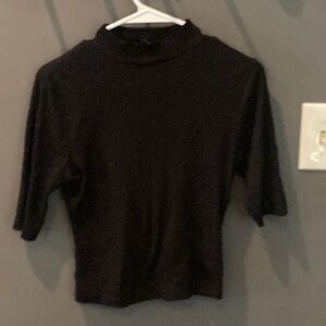 WHBM cropped black ribbed top short sleeve size medium mockneck GUC